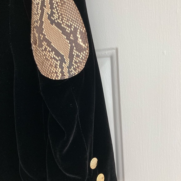 Alice and Olivia Black Velvet Blazer New w/o tags - Picture 7 of 8